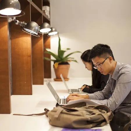 Готель The Social Hub Роттердам